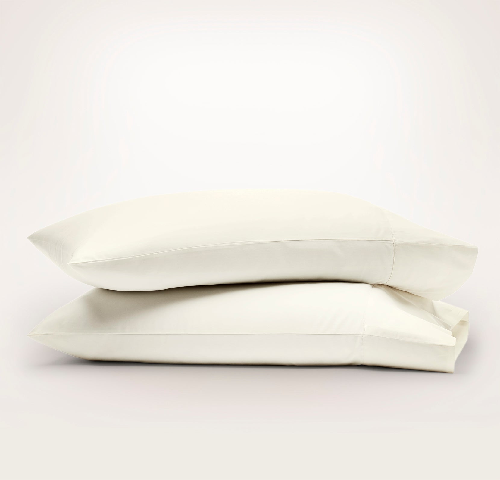 Signature Hemmed Pillowcase Set in Cream