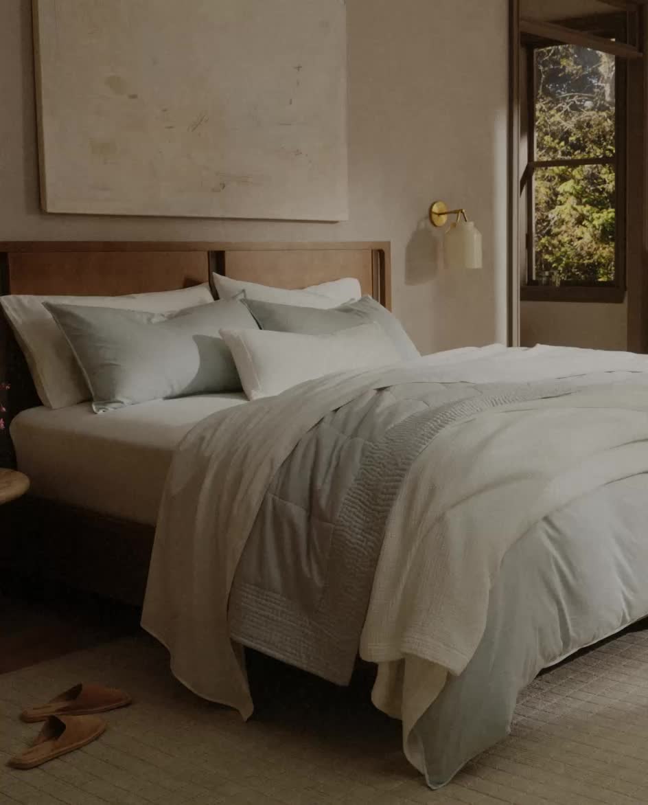 video background image - signature vintage washed bedding